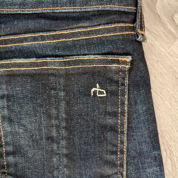 Rag and bone dark wash jeans. Size 29 - Picture 5 of 5
